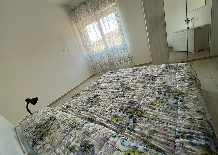Rondini Line - Terraced Penthouse 5 Minutes From Metro C Apartamento *